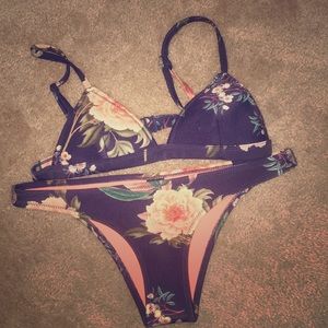 TRIANGL bikini!